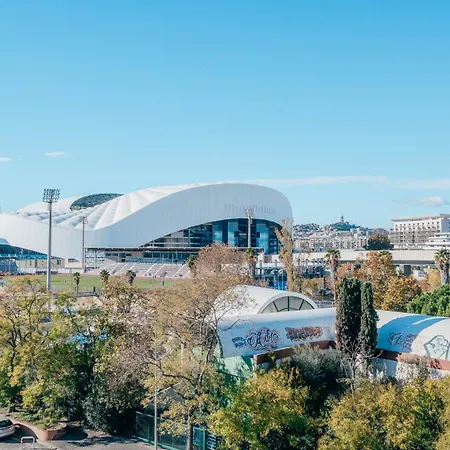 Velodrome 6 Couchages Avec Clim Marseille